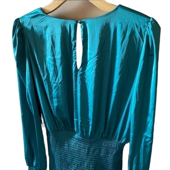 Lulus Jaw-Dropping Beauty Teal Blue Satin Smocked Bodycon Mini Dress Size L - Picture 5 of 9